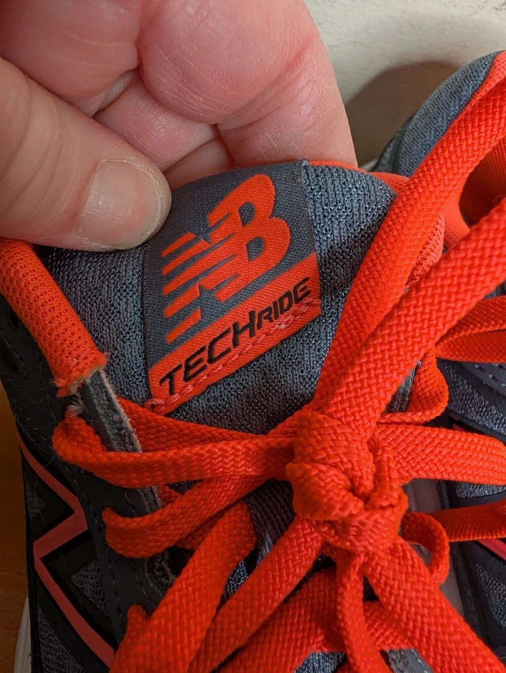 New Balance 480 TechRide Running Shoes Gray Coral Sneakers Women's Size 6